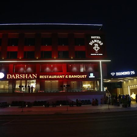 Hotel Diamond 26 สุรัต ภายนอก รูปภาพ