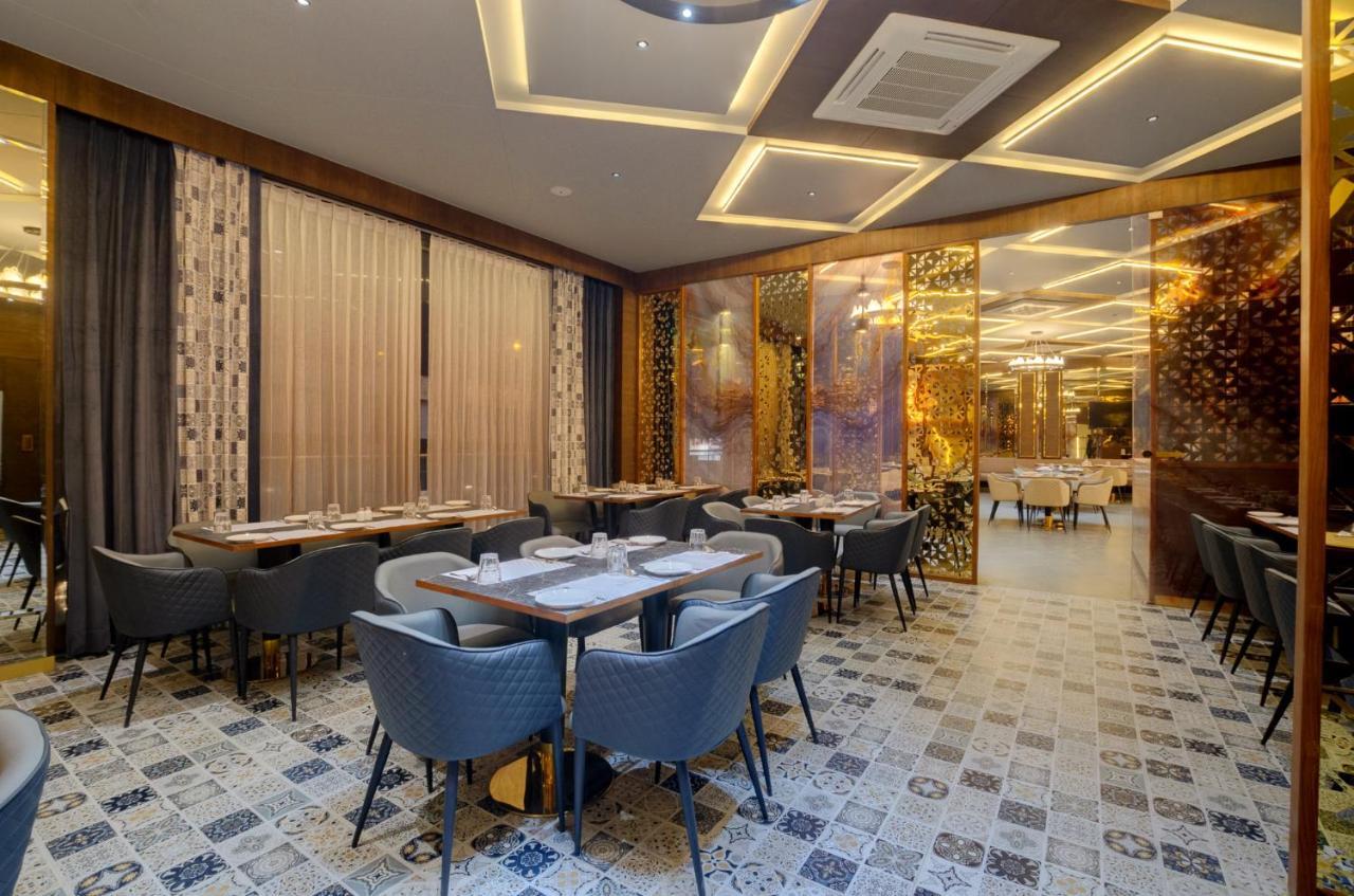 Hotel Diamond 26 สุรัต ภายนอก รูปภาพ